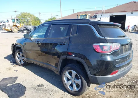 2019 Jeep Compass Latitude 4X4 из США, поврежденный, VIN 3C4NJDBBXKT734515